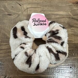 New Towel Hair Scrunchies Tan Set of 2 SuperSoft Absorbent Tame Frizz Wristband